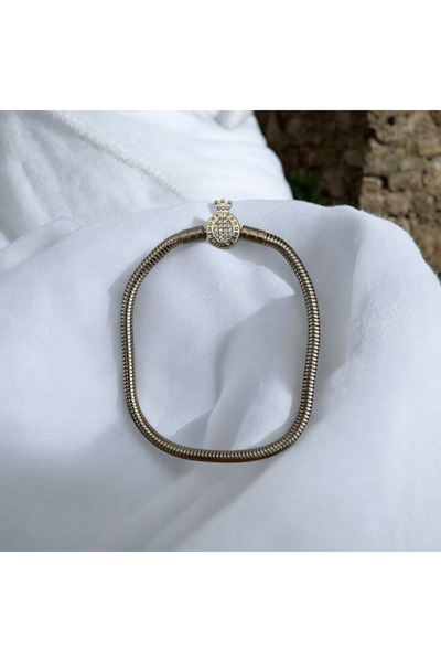 VELİT VOLA سوار كلاسيكي مكتوب عليه PNDR'M يضفي سحرًا فريدًا