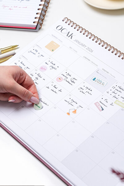 Matt Notebook 2026 Masaüstü Planlayıcı Takvim 25x35 cm - Bordo