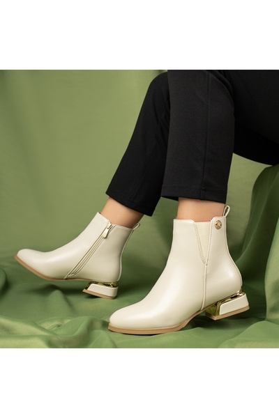 BMoD Ghete bej pentru femei cu toc gros și inserție din material elastic MOD0...