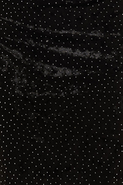 YAS Yastillia Taş Detaylı Siyah Kadife Elbise, Zarif ve Şık Siluet