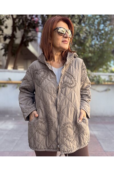 DenizEge Яке с детайл от марля в кремаво