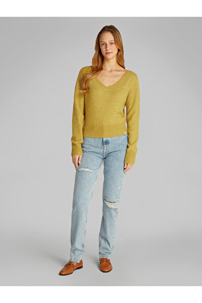 Calvin Klein Women Willow Fluffy Yarn V-Neck Cotton Knit Sweater