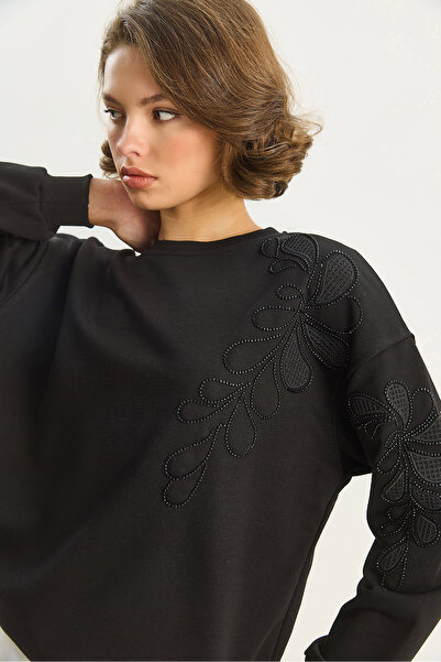 Bianco Lucci Kadın Bisiklet Yaka Çiçek Nakış ve Boncuk İşlemeli Sweatshirt 1562 60283633