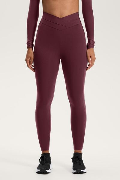 Oysho V bel Comfortlux nervürlü bilek hizasında tayt