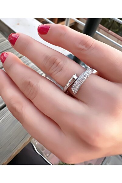 Merand WHITE STONE RING