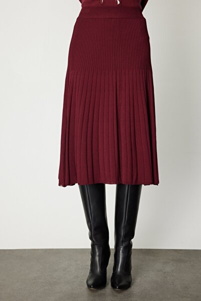 ON Pleated Midi Knit Skirt