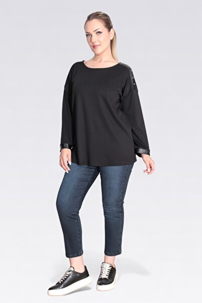 TOLGA SARAÇOĞLU 11089 Black Synthetic Leather Detail Comfortable Cut Knitted Blouse