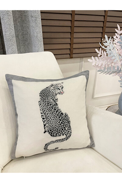 Brillant Ekru-Gri Renk Aslan Desenli Dokuma Kumaş Kırlent Kılıfı 45x45