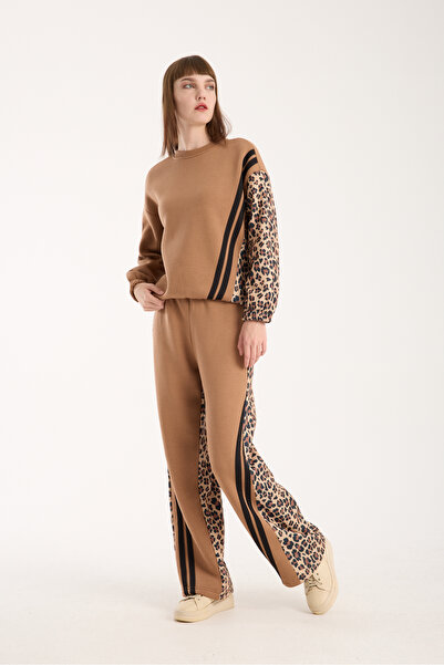 ZAZZONİ طقم من قطعتين بنقشة الفهد