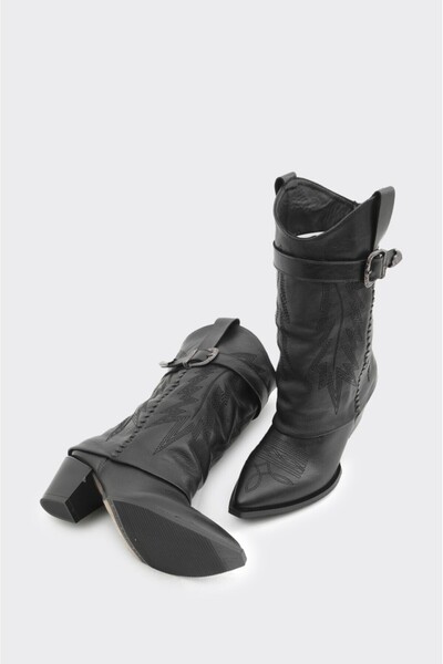 derinet Desenli Hakiki Deri Kadın Çizme