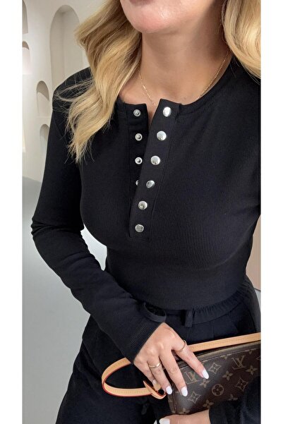 Sezgi Tekin Μαύρη μπλούζα με κουμπιά με λεπτομέρειες