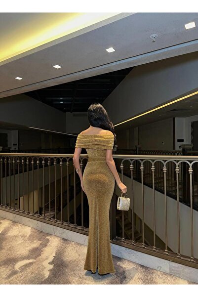 Modafeminen Flower Esnek Kumaş Fiyonk Yaka Kaplama Kemer Büyük Detaylı Yırtmaçlı Abiye 583201 SARI