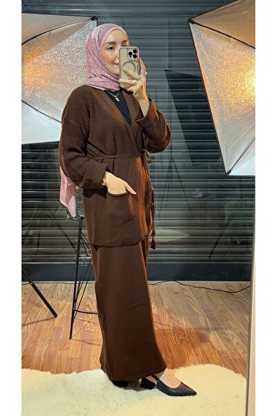 MY QILAM Γυναικείο καφέ ζακέτα με λεπτομέρεια διπλής τσέπης με λαιμόκοψη σε σχήμα V με φούστα Hijab Σετ πλεκτό επάνω και κάτω