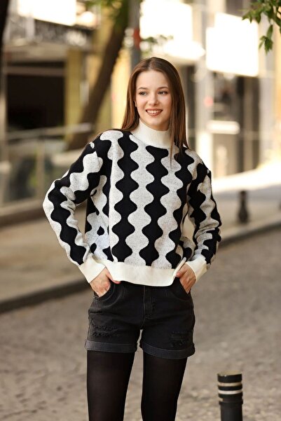 VELLICHOR PULOVER TRICOTAT CU MOTIVE-NEGRU ALB