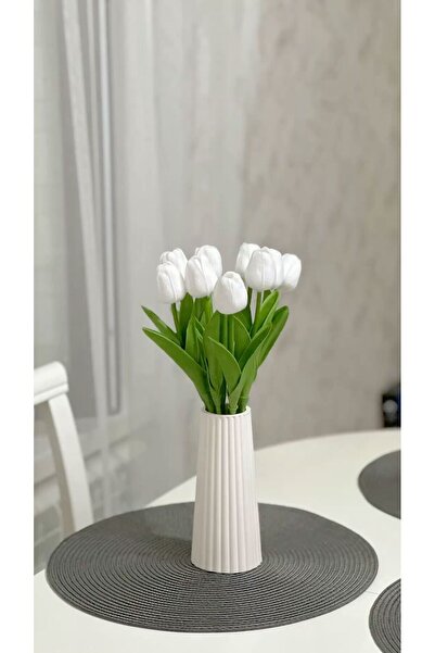 kareseramik Modern Dekorasyon İçin Şık Beyaz Çizgili Seramik Çiçek Vazo - Minimalist ve Zarif Vazo Modelleri