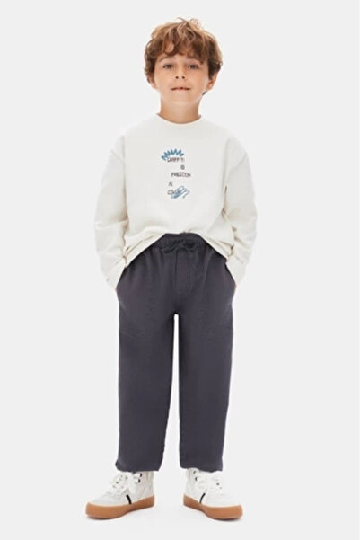 nk kids Boy's Graffiti Badi