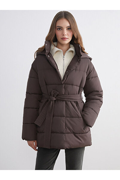 LC Waikiki Brown Hooded Women's Puffer Jacket with Belt