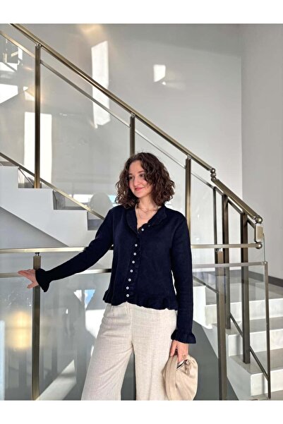 Sude Kızanlıklı Кардиган зі светром з оборками