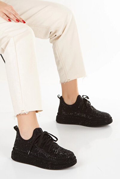 MFT AYAKKABI حذاء رياضي نسائي ذو نعل عالي من الحجر الأسود اللامع