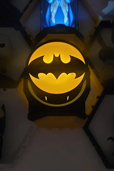 Empressco Sarı Renkli Batman Temalı Gece Lambası, Çocuklar İçin Güzel Bir Dek...
