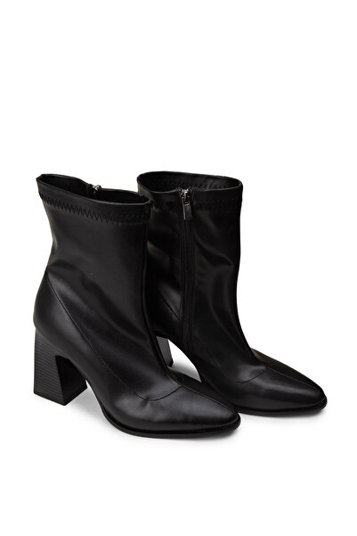 Deery Women's Black Zippered Heeled Boots