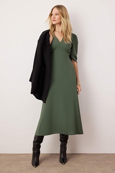 Trendyol Collection Χακί Φόρεμα με μανίκια σε γραμμή Α λεπτομέρεια με σούρες Midi Woven Dress TWOAW26EL00266