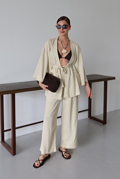 Laluvia Yellow Belt Detailed Suit