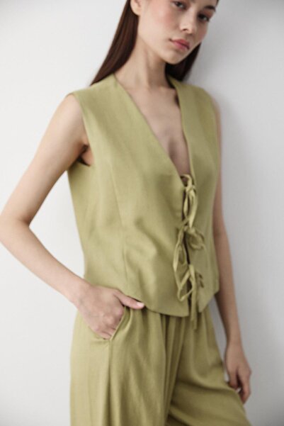 Laluvia Khaki 3 Lace-Up Vest Muslin Set