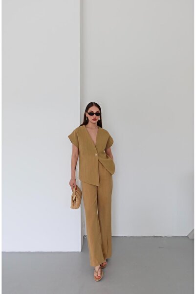 Laluvia Mustard 100% Cotton Sun Buttoned Vest Pants Set