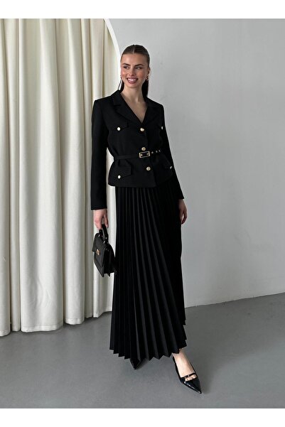 Laluvia Black Button Detailed Jacket Pleated Skirt Set