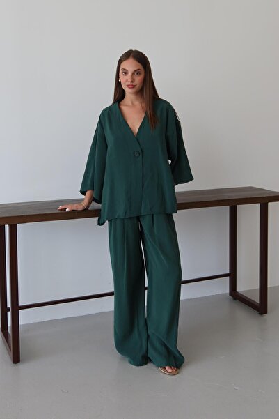 Laluvia Emerald Single Button Detailed Modal Suit
