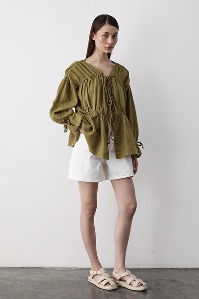 Laluvia Haki %100 Pamuk Kolu Lastikli Müslin Gömlek