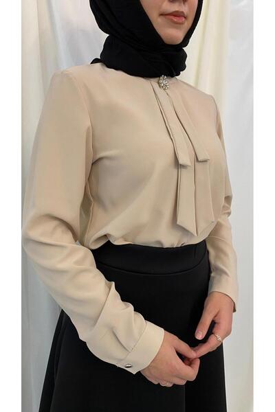 Valens Yaka Detaylı Broş Hediyeli Uzun Kol Gömlek ( Girişimci Anne Tarafından Gönderilmektedir )