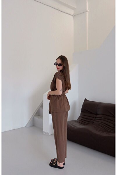 Laluvia Barna vállrészletű blúz és nadrág szett - 8644