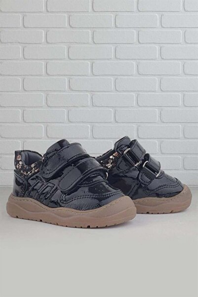 Rakerplus Schaggy Genuine Leather Black Patent Leather Baby Sneakers