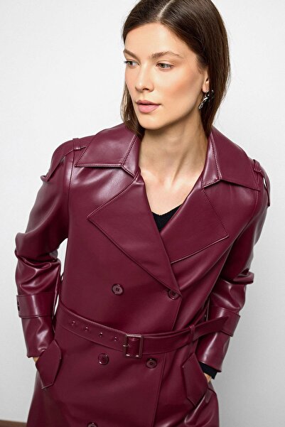Olcay Epaulet Detailed Double Breasted Leather Trench Coat Bordo 6756