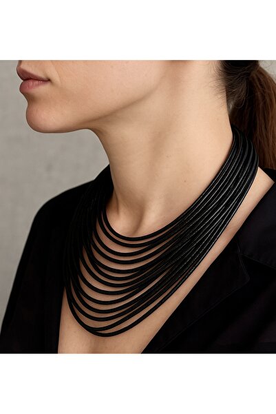 Kutcha Accessories Siyah Çoklu Deri Görünümlü Dekolte Kolye