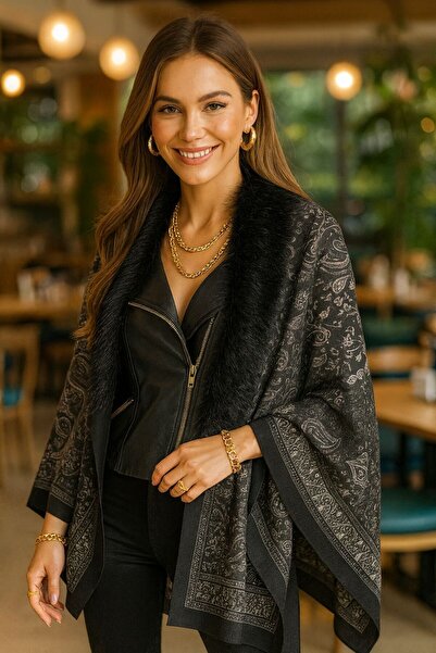 FELLMENS Μαύρο γυναικείο πόντσο με σχέδιο σάλι