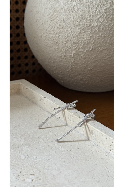 Muse Sister Tiff Taşlı Knot Çapraz Küpe