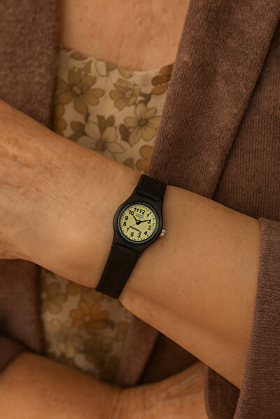 PW POLO WHITE Minimal Women's Wristwatch Special for the Elderly