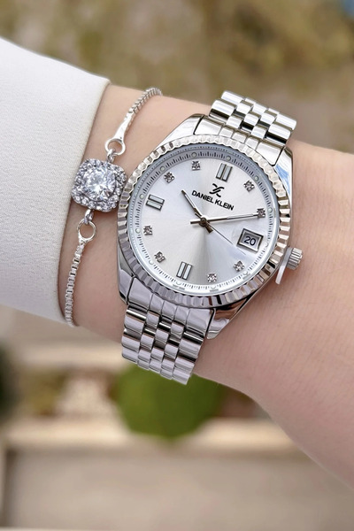 Daniel Klein Metalik Renk 2 Yıl Garantili Kadın Kol Saati + Bileklik