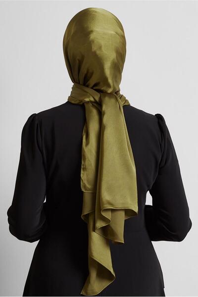 Alvina Satin Shawl 8570