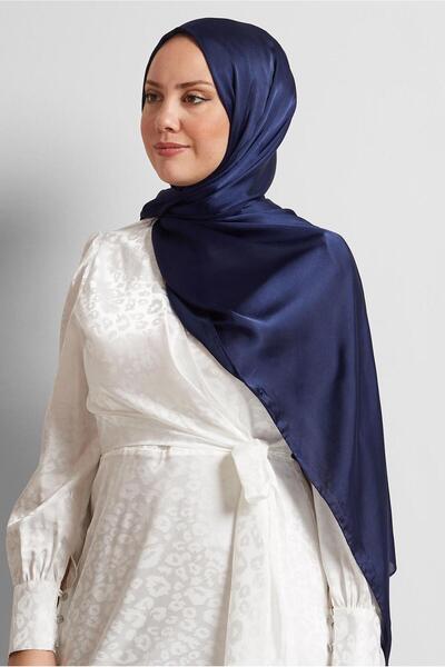 Alvina Satin Shawl 8570