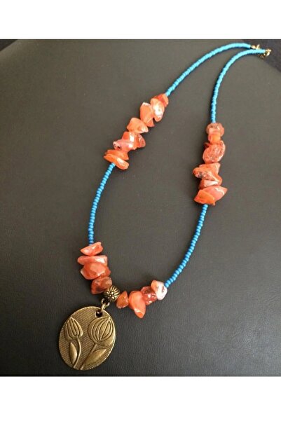 Birtakı'm Şeyler قلادة مصنوعة يدويًا بتفاصيل زهرة التوليب من حجر العقيق الأصلي