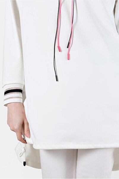 Alvina Tracksuit Tunic - Lace Detailed, Model 42572