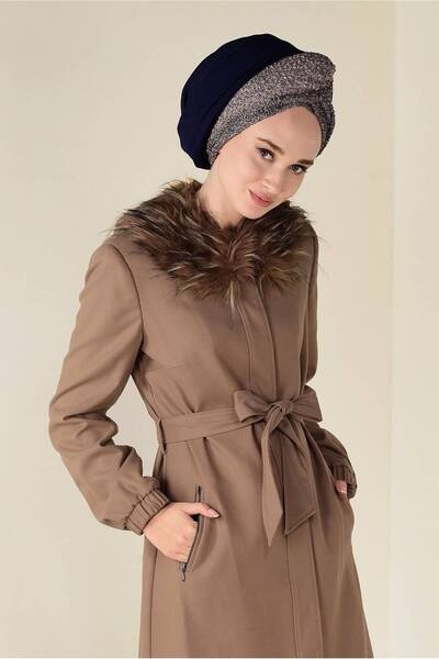 Alvina Штучне хутро з коміром і поясом 9768