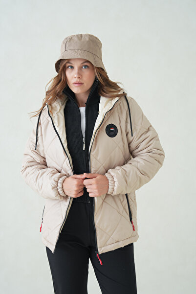 QAWWA Kadın Baklava Desen Kapüşonlu Bej Ultra Hafif Mevsimlik Mont