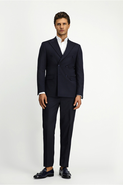 Kiğılı Regular Fit Sivri Yaka Yünlü Kruvaze Kapama Takım Elbise