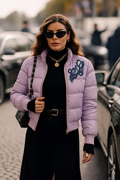 GZ Design Deri Üzeri Boncuk Işlemeli Lila Renk Şişme Mont