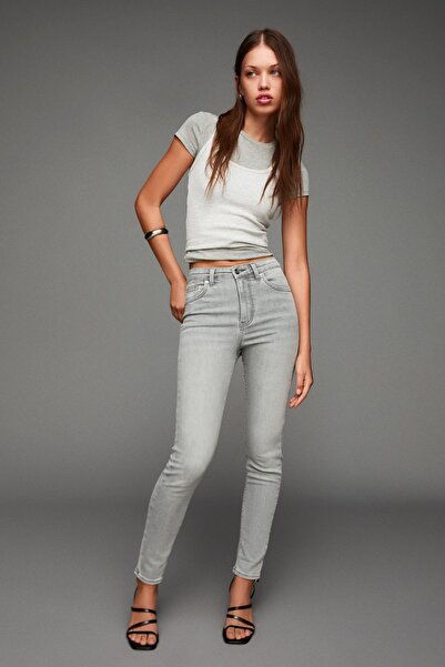 Bershka Super yüksek bel skinny fit yumuşak jean